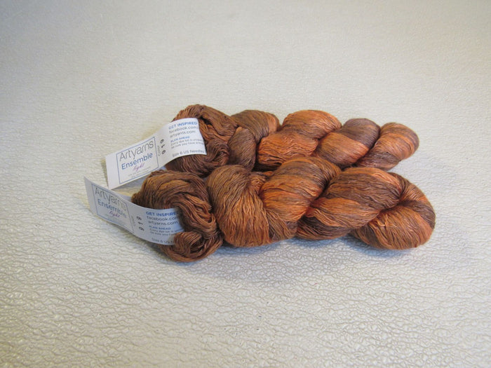 Artyarns-Ensemble-Light-Yarn-2-Skeins-400-Yards-Each-Super-Soft-282 3