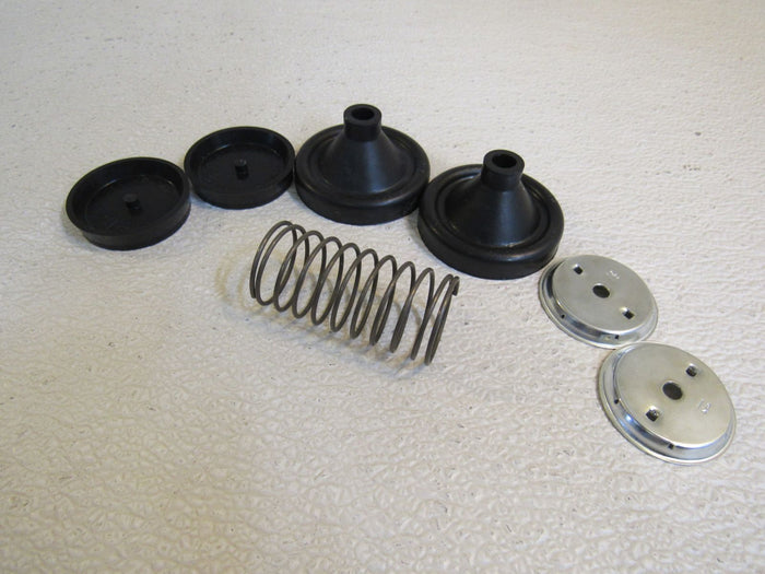 Carquest-Wheel-Cylinder-Kit-Brakes-C598-888 1