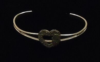 cuff-bracelet-heart 2