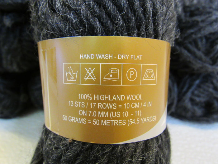 Elann-Peruivan-Highland-Bulky-Yarn-Black-10-Skeins-54-Yards-Each-748 8