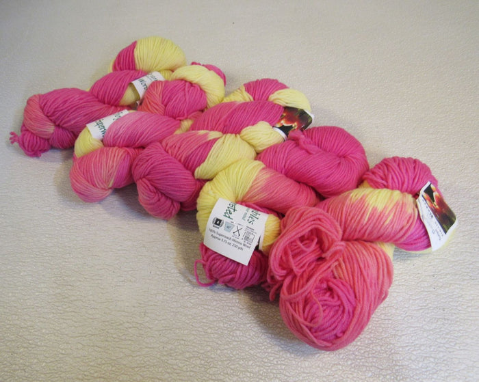 Ivy-Brambles-Superwash-Worsted-Yarn-Tulips-5-Skeins-250-Yards-Each-296 2