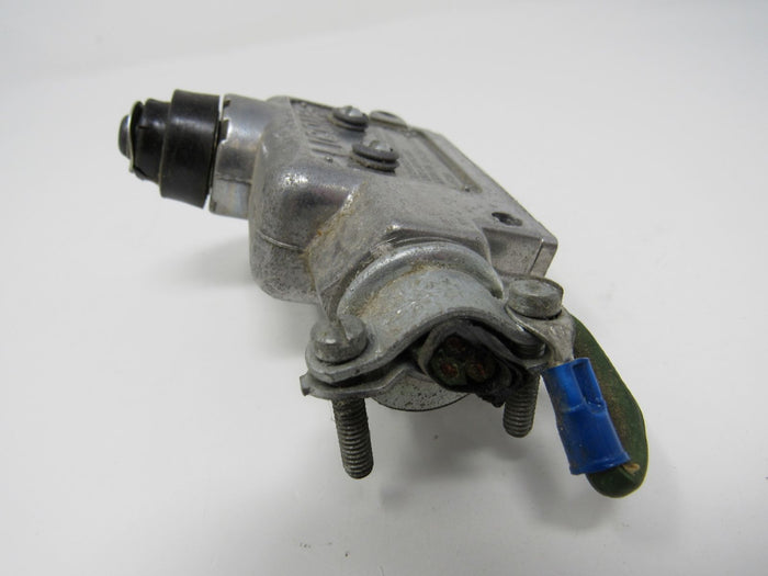 Licon-Snap-Switch-Plunger-15A-125-or-250-VAV-8739-30-2000100-778 5