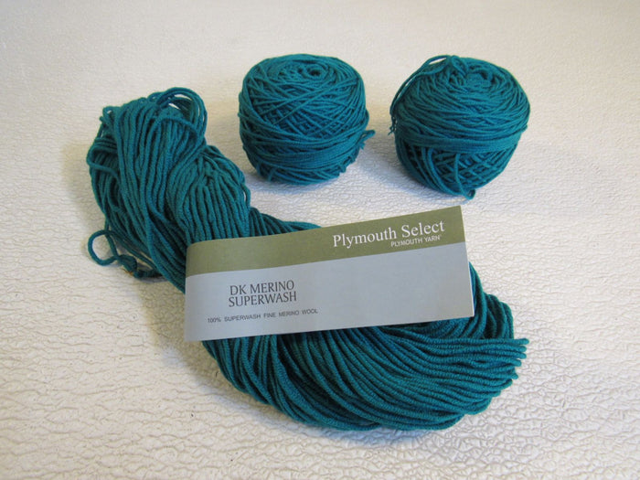 Plymouth-Yarn-DK-Merino-Superwash-Yarn-2-Balls-1-Skein-130-Yards-Each-434 1