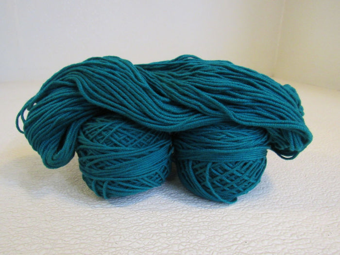 Plymouth-Yarn-DK-Merino-Superwash-Yarn-2-Balls-1-Skein-130-Yards-Each-434 4