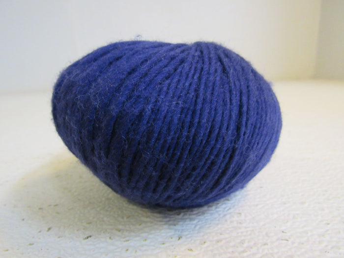Yarn-Zone-Woolish-Yarn-Indigo-1-Ball-Worsted-Weight-Superwash-Wool-826 3